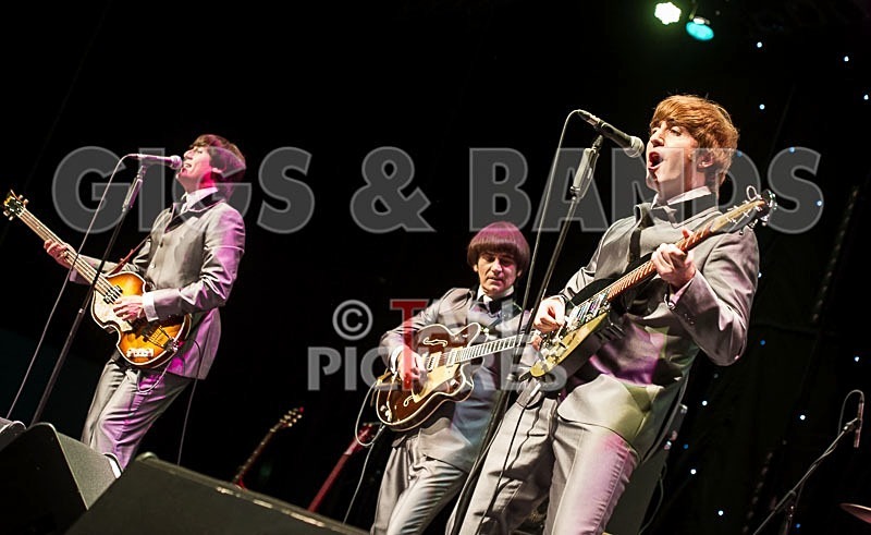 The Bootleg Beatles-73 - THE BOOTLEG BEATLES