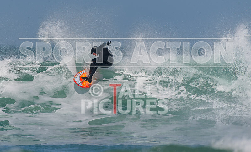 Vazon Surfing_12-03-2022-17 - SURFING AT VAZON BAY GUERNSEY
