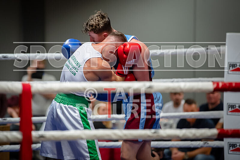 BOUT 11_Niall Adams v Blaine Lambert-48 - BOUT 11_Niall Adams v Blaine Lambert