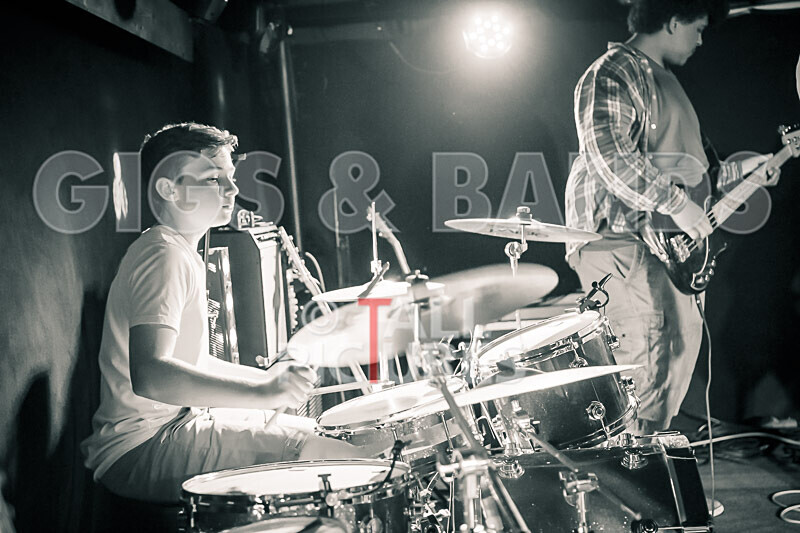 Australian Death Roach-30 - AUSTRALIAN DEATH ROACH