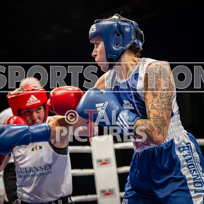 BOUT 6- Emma Martin v Stephanie Adlington-42 - BOUT 6: Emma Martin v Stephanie Adlington