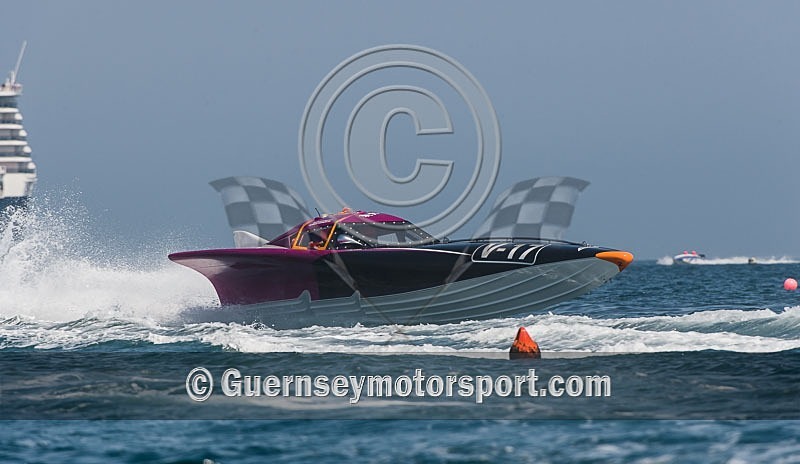 Powerboats_2013_Race-3-77 - RACE-3 LOWER HEADS