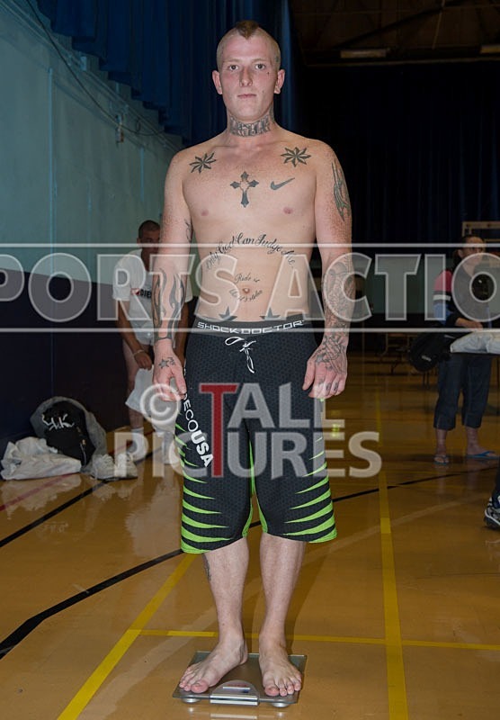 Lock-in Guernsey_2013_Scene-11 - THE WEIGH-INS & ATMOSPHERE