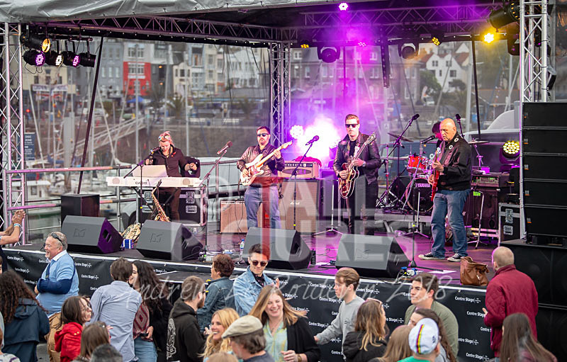 Matt Bonneville  the Cage Shakers-58 - MATT BONNEVILLE & THE CAGE SHAKERS