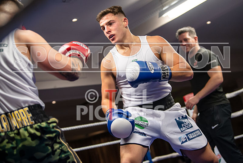 Sparring Bout-7_Casey De La Mare v Billy Poullain-20 - Sparring Bout-7_Casey De La Mare v Billy Poullain