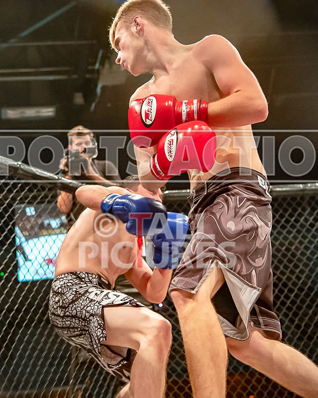 BOUT-1- Chris Wherry v Lewis Bentley-28 - BOUT-1: Chris Wherry v Lewis Bentley