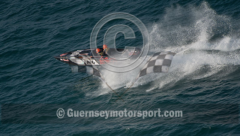 Worlds Powerboats_2014_Race-1-164 - UIM CLASS 3A & 3B WORLD OFFSHORE CHAMPIONSHIP_RACE-1