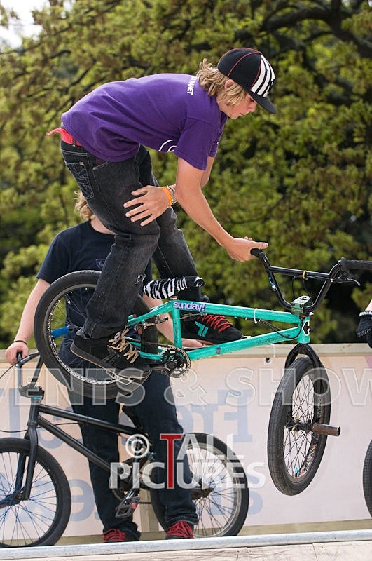 Lib Day08-130 - BMX RIDERS 2008