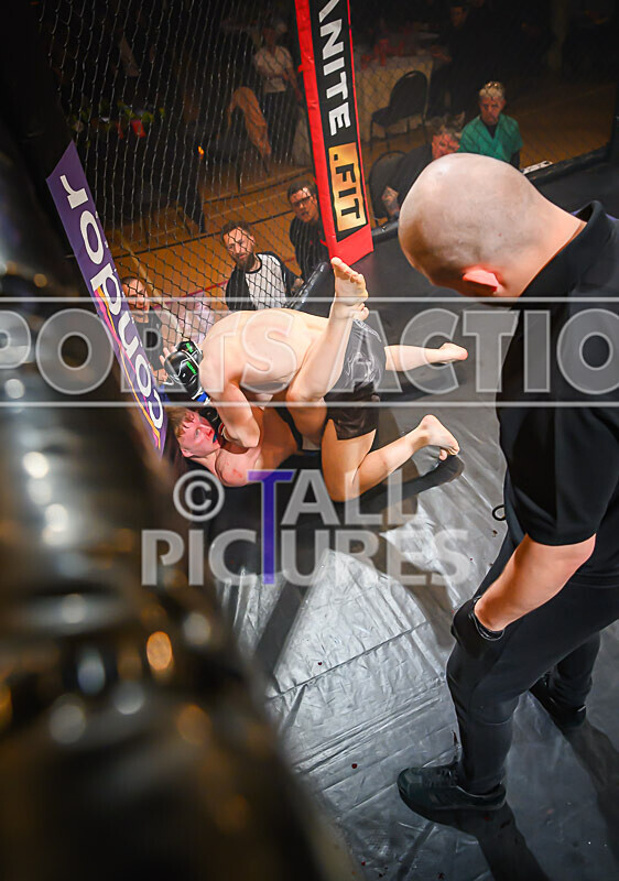 BOUT- 12 - Lucas Smith v Lewis Bourgaize-26 - BOUT 12 - Lucas Smith v Lewis Bourgaize