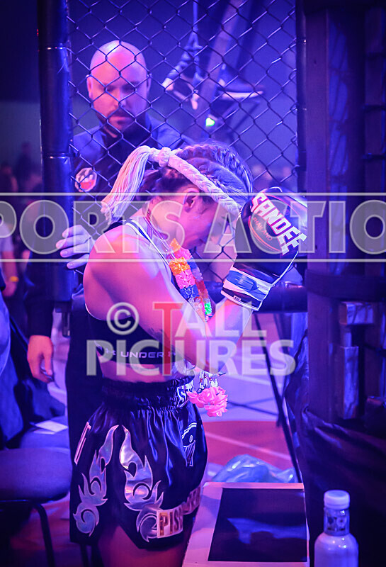 BOUT- 9 - Laura Douglas v Georgia Blumsom-1 - BOUT 9 - Laura Douglas v Georgia Blumsom