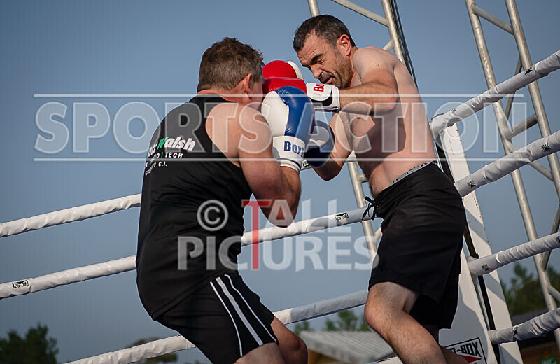 BOUT 8 - Roland -the Doc- Archer v -Dangerous- Trevor Morris-13 - BOUT 8 - Roland 'the Doc' Archer v 'Dangerous' Trevor Morris
