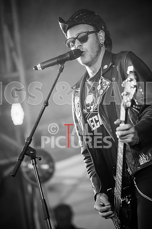 Teaspoonriverneck-400 - TEASPOONRIVERNECK