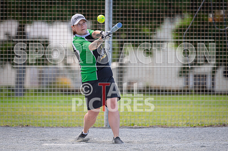 Manor Farm Donkeys v Tomahawks-105 - MANOR FARM DONKEYS v TOMAHAWKS
