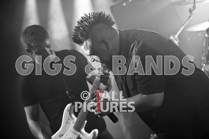 Dead Wing-18 - DEAD WING