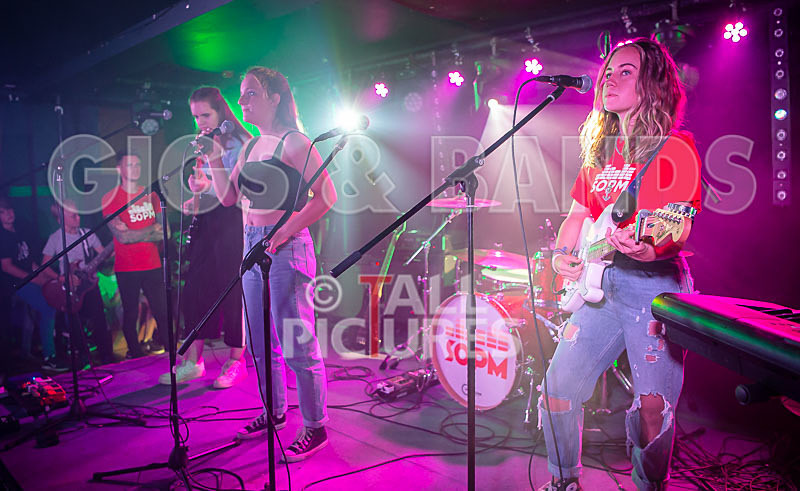 Ultraviolet-18 - ULTRAVIOLET