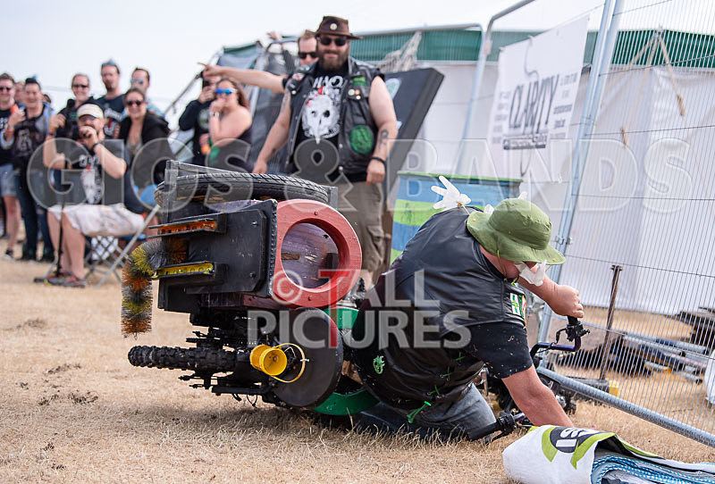 Games  Chilli  Trikes-54 - NEVER A DULL MOMENT AT CHAOS....