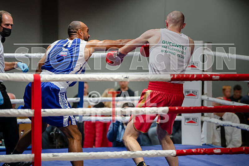 BOUT 9_Cameron Hards v Mark Pitt-19 - BOUT 9_Cameron Hards v Mark Pitt