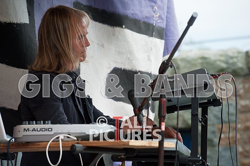 VEF Beach Life 2011-8 - BEACH LIFE 2011