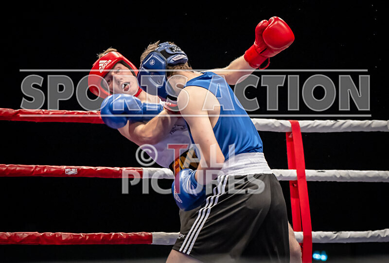 BOUT 7- Finn Walsh v Steven Gilligan-6 - BOUT 7: Finn Walsh v Steven Gilligan