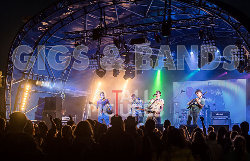 Land of the Giants-32 - LAND OF THE GIANTS