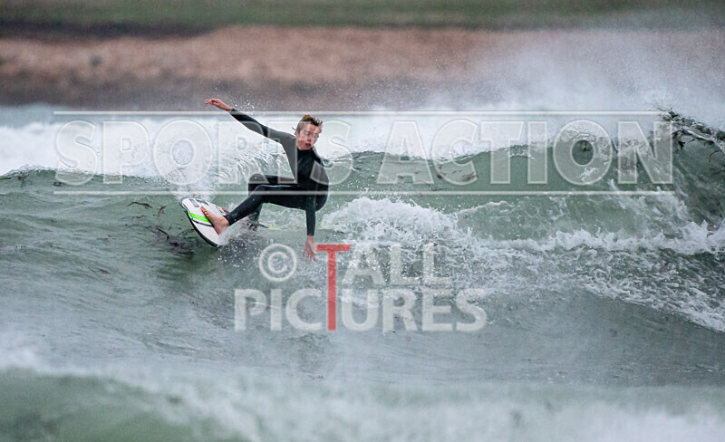 Surfing_01-11-2020-2 - SURFING AT VAZON BAY GUERNSEY