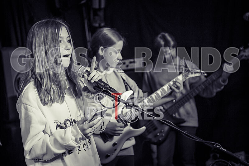 Falling into the Future-35 - FALLING INTO THE FUTURE