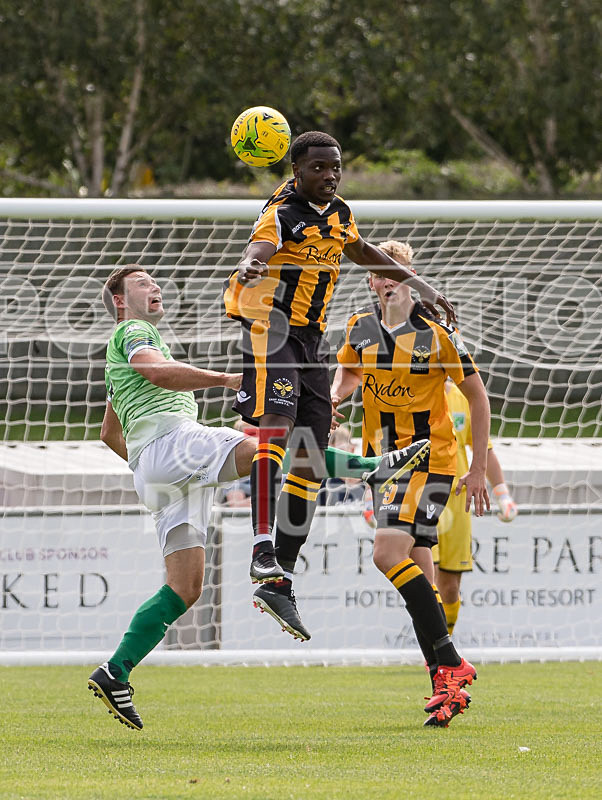 GFC v East Grinstead Town-20 - GUERNSEY FC v EAST GRINSTEAD TOWN