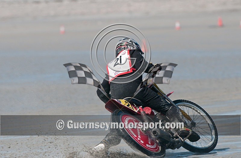 Sand Ace_09-101 - SAND ACE 2009