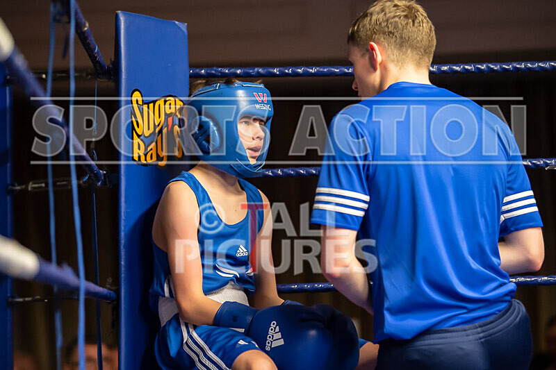 BOUT-4_ Arnie Watson v Adam Cottle-9 - BOUT-4_Arnie Watson v Adam Cottle