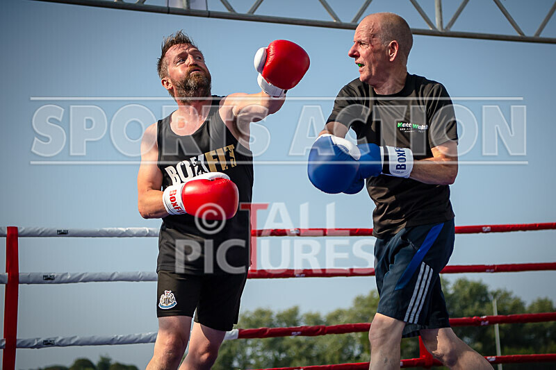 BOUT 2 - Steve -The Stoat- Ozanne v Alan -Dinosaur- Donaldson-18 - BOUT 2 - Steve 'The Stoat' Ozanne v Alan 'Dinosaur' Donaldson