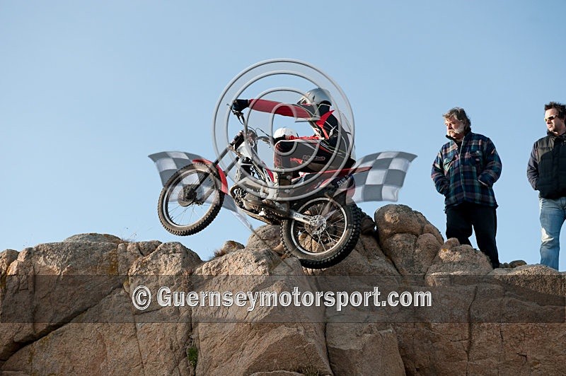 Two Day-124 - 2009 2-DAY TRIALS