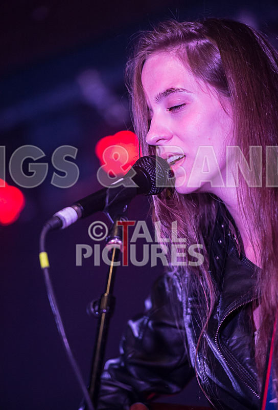 Isabelle Sheil-2 - ISABELLE SHEIL