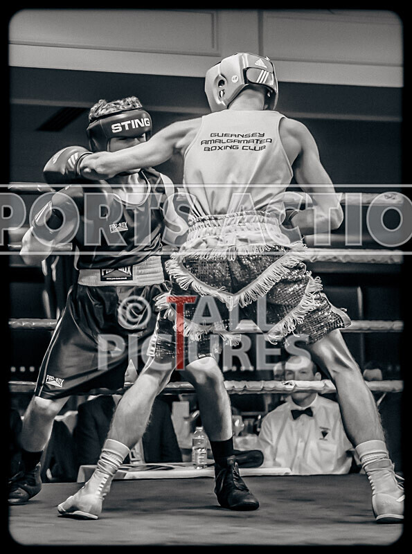 BOUT 3- Arnie Watson v Arthur Tipping-2 - BOUT 3 - Arnie Watson v Arthur Tipping