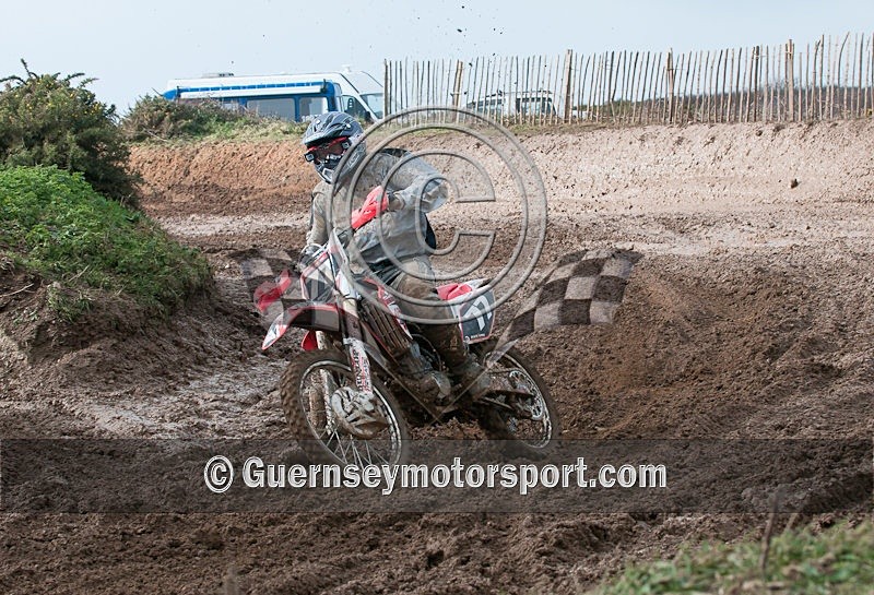 Moto-X_19-02-11-35 - MOTO-X_19-02-2011