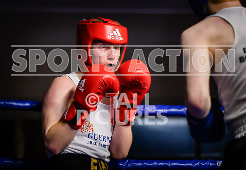 BOUT- 5 - Finn Walsh v Alix Watkins-23 - BOUT: 5 - Finn Walsh v Alix Watkins