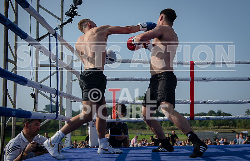 BOUT 3 - Josh -All the Way- Gray v Ed -No Fear- Sebire-26 - BOUT 3 - Josh 'All the Way' Gray v Ed 'No Fear' Sebire