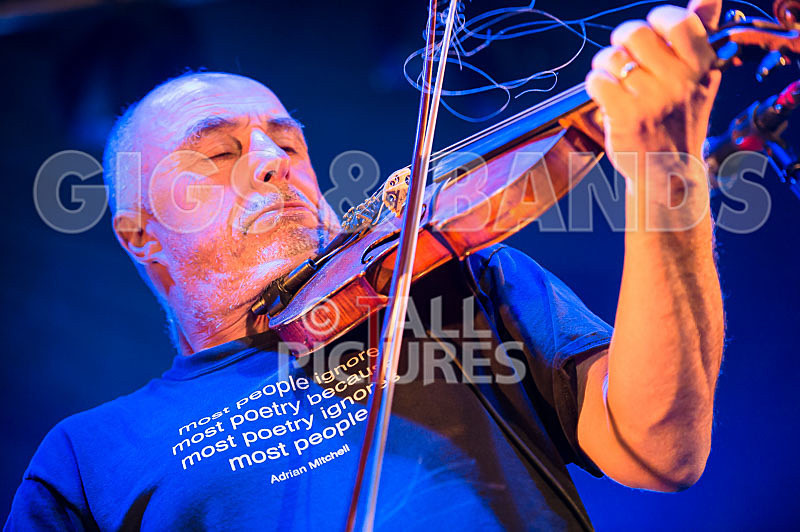 Attila the Stock Broker-31 - ATTILA THE STOKEBROKER'S BARNSTORMERS