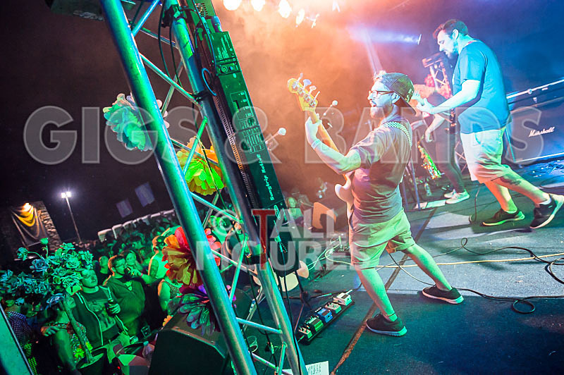 Honest Crooks-181 - HONEST CROOKS