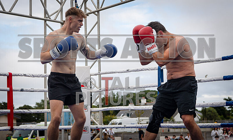 BOUT 10 Gareth the Marksman Morgan v Callum the Cannon Beausire-36 - BOUT 10- Gareth 'the Marksman' Morgan v Callum 'the Cannon' Beausire