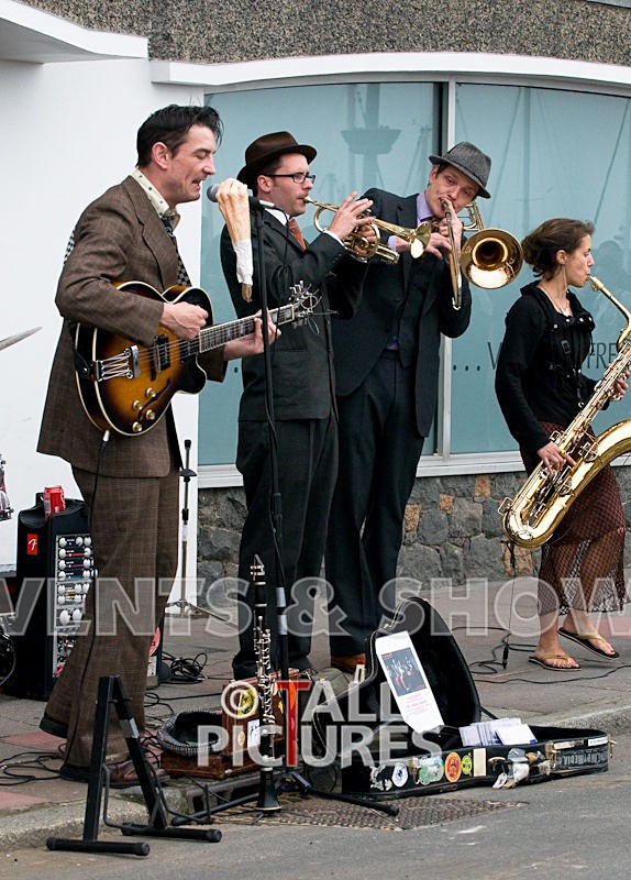 Lib Day08-103 - 2008 DAYTIME ATMOSPHERE