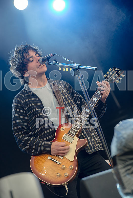 Pretty Vicious-27 - PRETTY VICIOUS