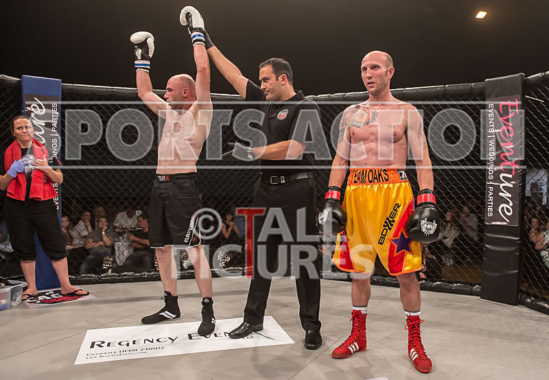 Lee Waterman v Danny Smith-35 - BOUT 1