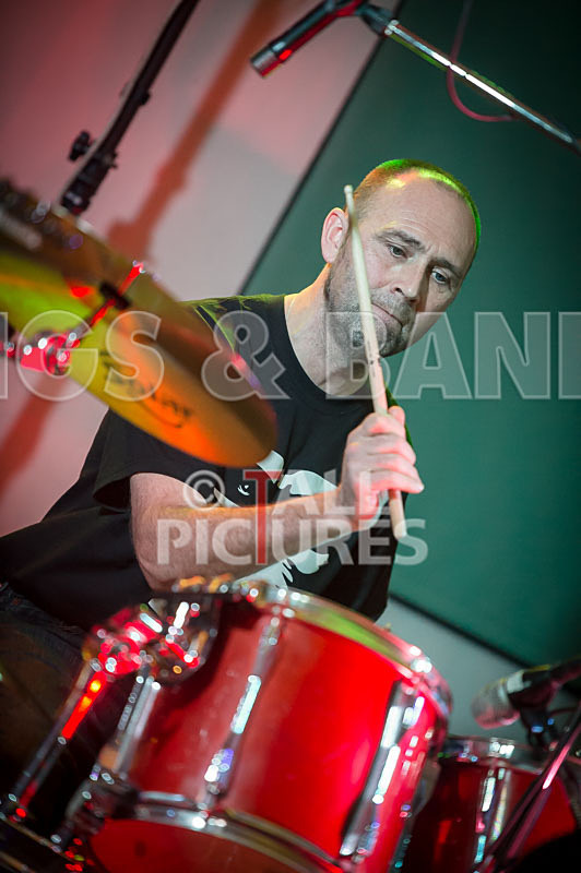 Underdog-37 - UNDERDOG