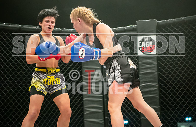 BOUT-7- Carol Crowther v Charise Mourant-8 - BOUT-7 Carol Crowther v Charise Mourant