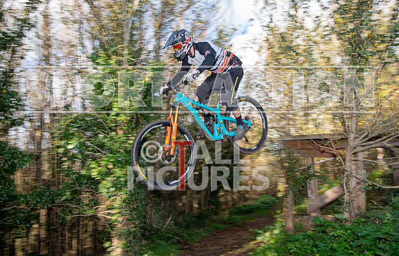 MTB Downhill_21-11-2021-11 - MTB WINTER 2021 DOWNHILL SERIES_RACE 1
