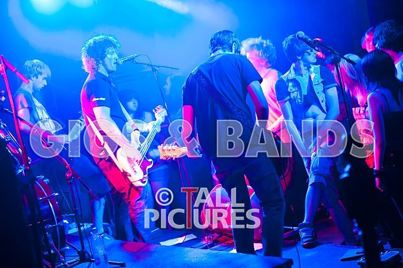 Breaking the Silence-154 - BREAKING THE SILENCE