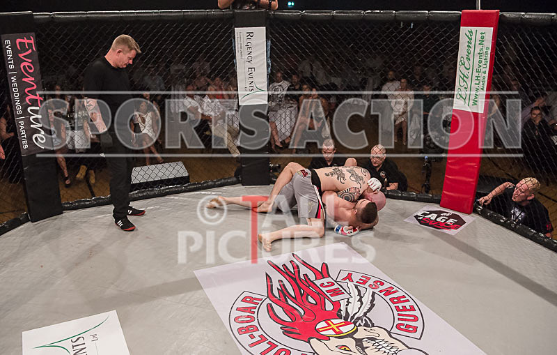 Josh Ozanne v Andrew Reid-28 - BOUT 15