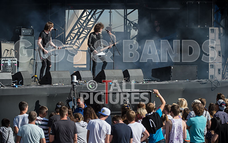 Catfish and the Bottlemen-4 - CATFISH AND THE BOTTLEMEN
