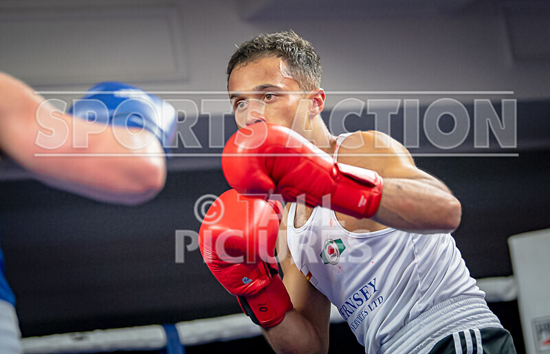 BOUT 6_Marcus Magloire v Ethan Jones-19 - BOUT 6_Marcus Magloire v Ethan Jones