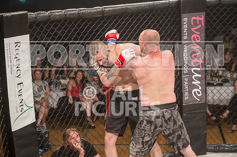 Shane Bentley v Jesse James-17 - BOUT 12